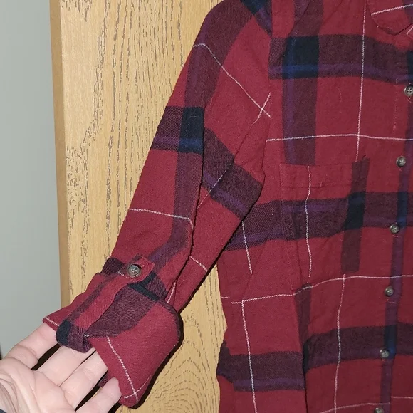 Charlotte Russe Woman's Flannel - Picture 4 of 10